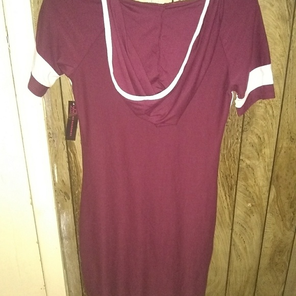 T-shirt dress - Picture 3 of 3